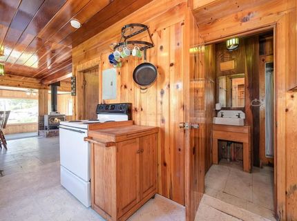 100 S Yuba Dr, Soda Springs, CA 95728 Photo