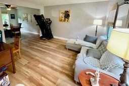 229 Stoney Pointe Drive photo 4