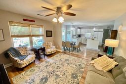 229 Stoney Pointe Drive photo 4