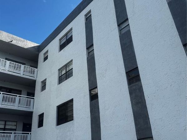 13500 NE 3rd Ct , Unit 120, North Miami, FL 33161