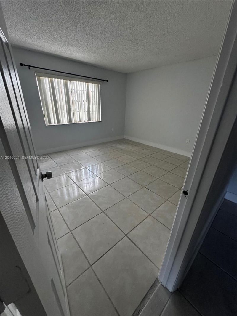 13500 NE 3rd Ct , Unit 120, North Miami, FL 33161 Photo