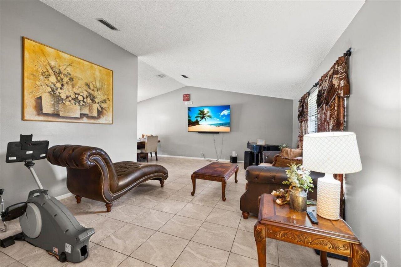 13482 Columbine Avenue, Wellington, FL 33414 Photo