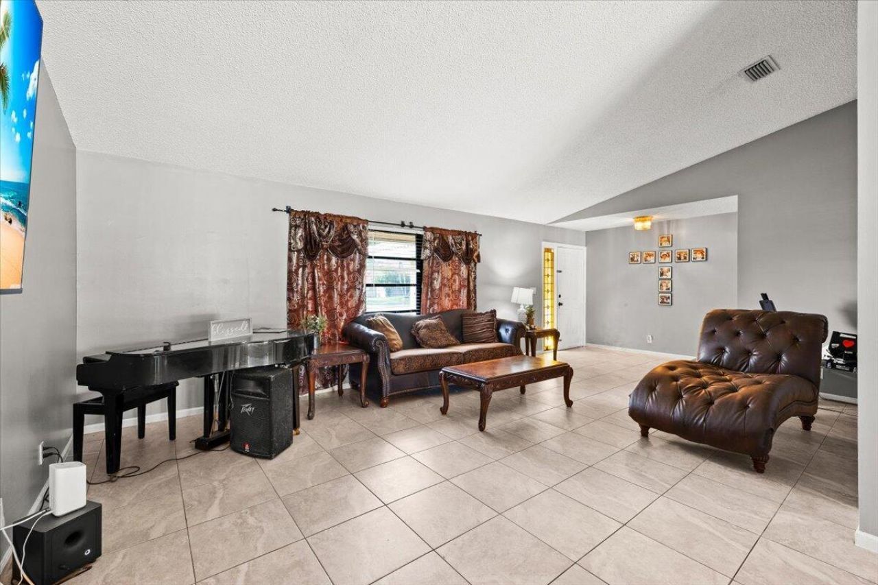 13482 Columbine Avenue, Wellington, FL 33414 Photo