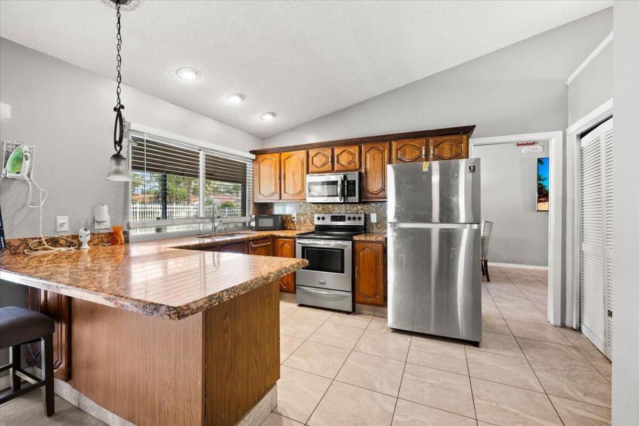 13482 Columbine Avenue, Wellington, FL 33414 Photo