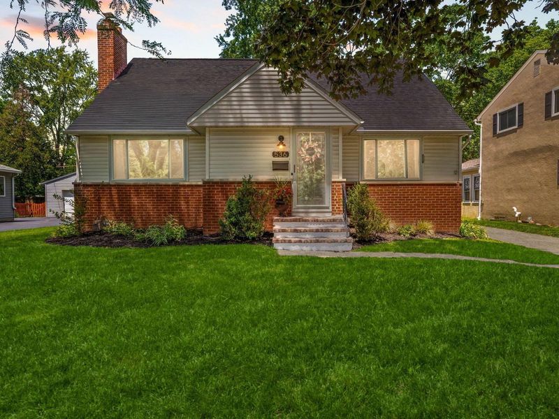 536 E Weisheimer Road, Columbus, OH 43214 Photo 2