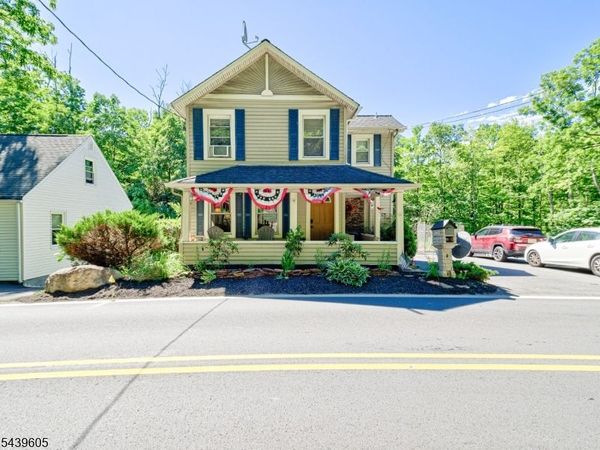 205 Main Road, Montville, NJ 07045