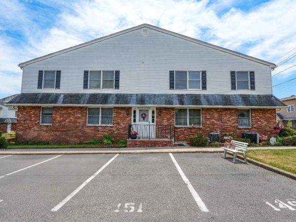 151 South 7th Ave, Manville, NJ 08835