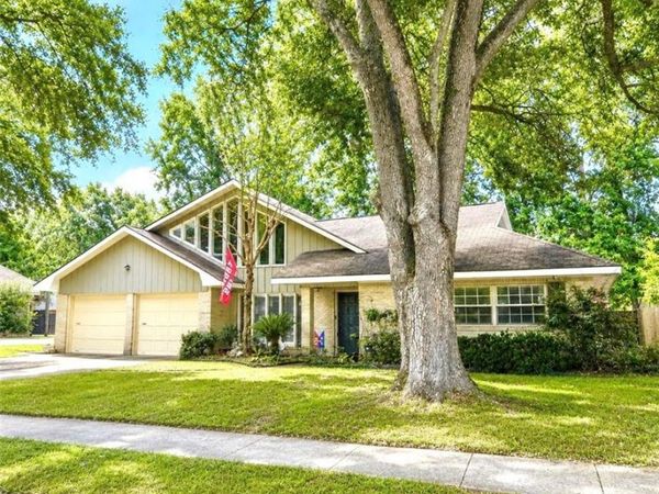 201 AUNDRIA Drive, Lafayette, LA 70503