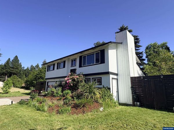 1060 SE Marion Av, Corvallis, OR 97333