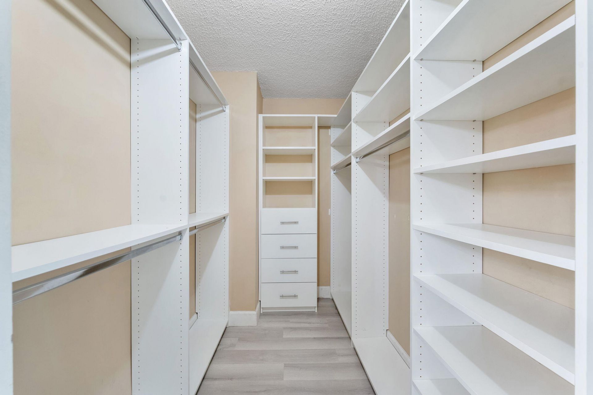 5800 Camino Del Sol, Unit 102, Boca Raton, FL 33433 Photo