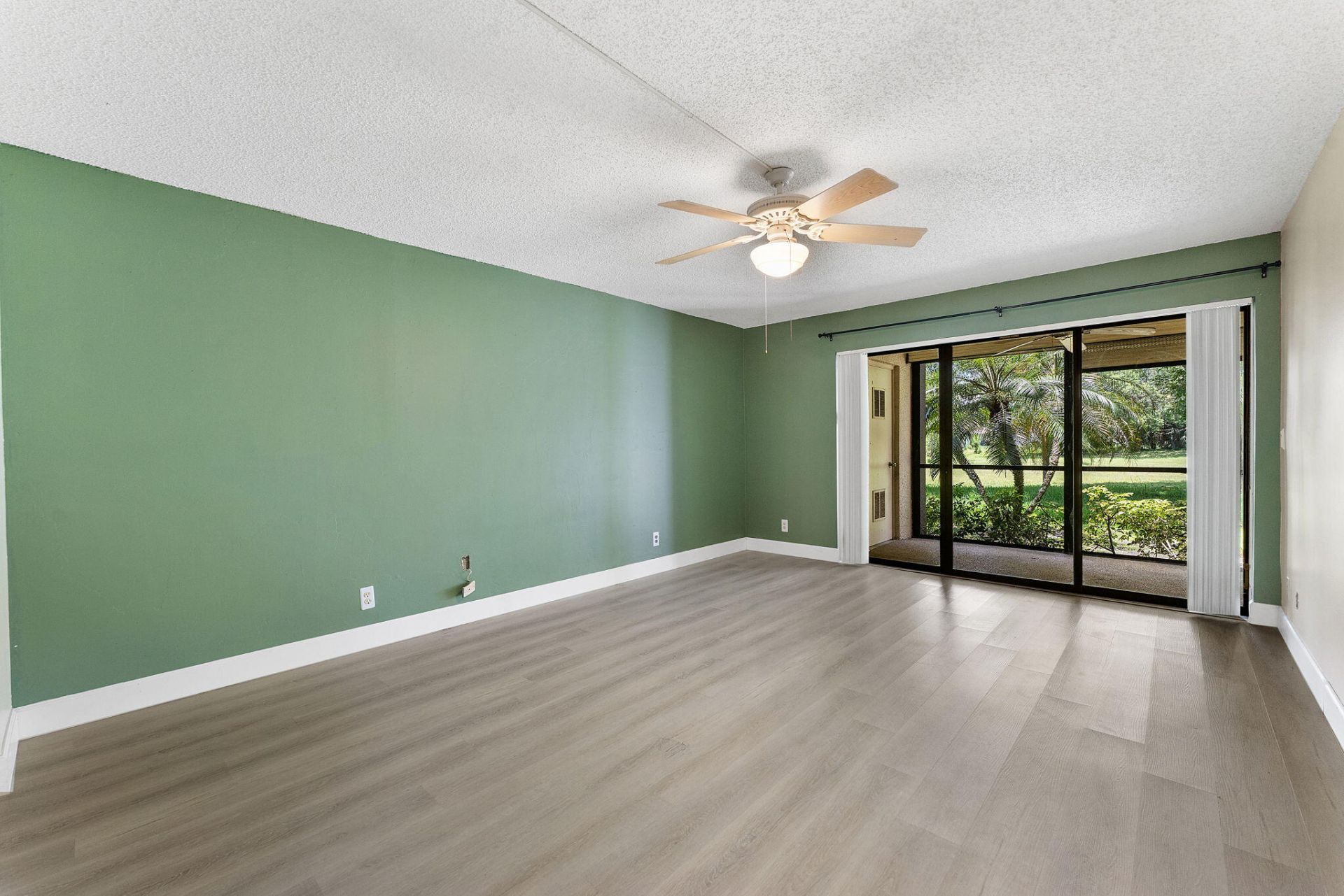 5800 Camino Del Sol, Unit 102, Boca Raton, FL 33433 Photo