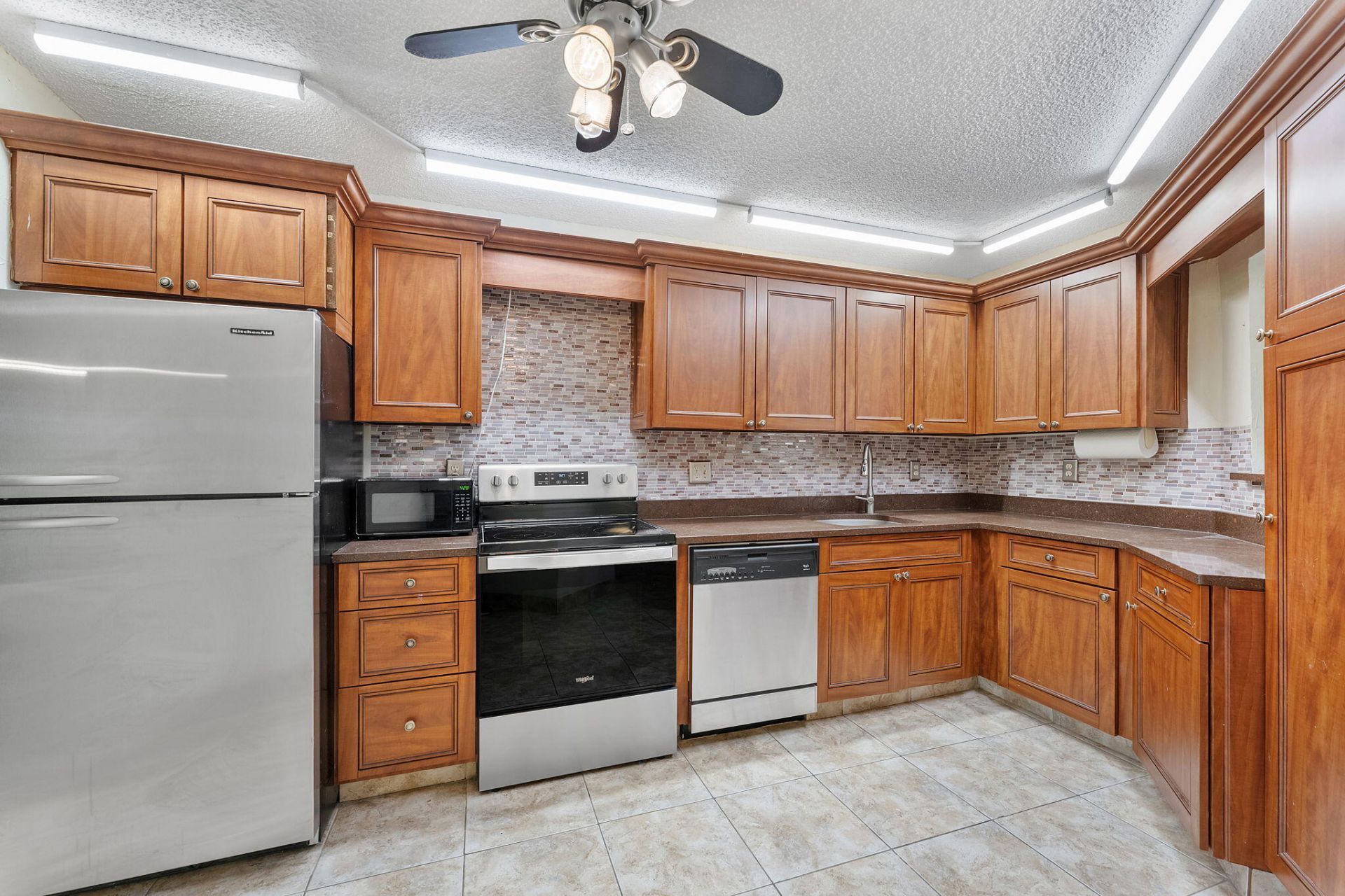 5800 Camino Del Sol, Unit 102, Boca Raton, FL 33433 Photo