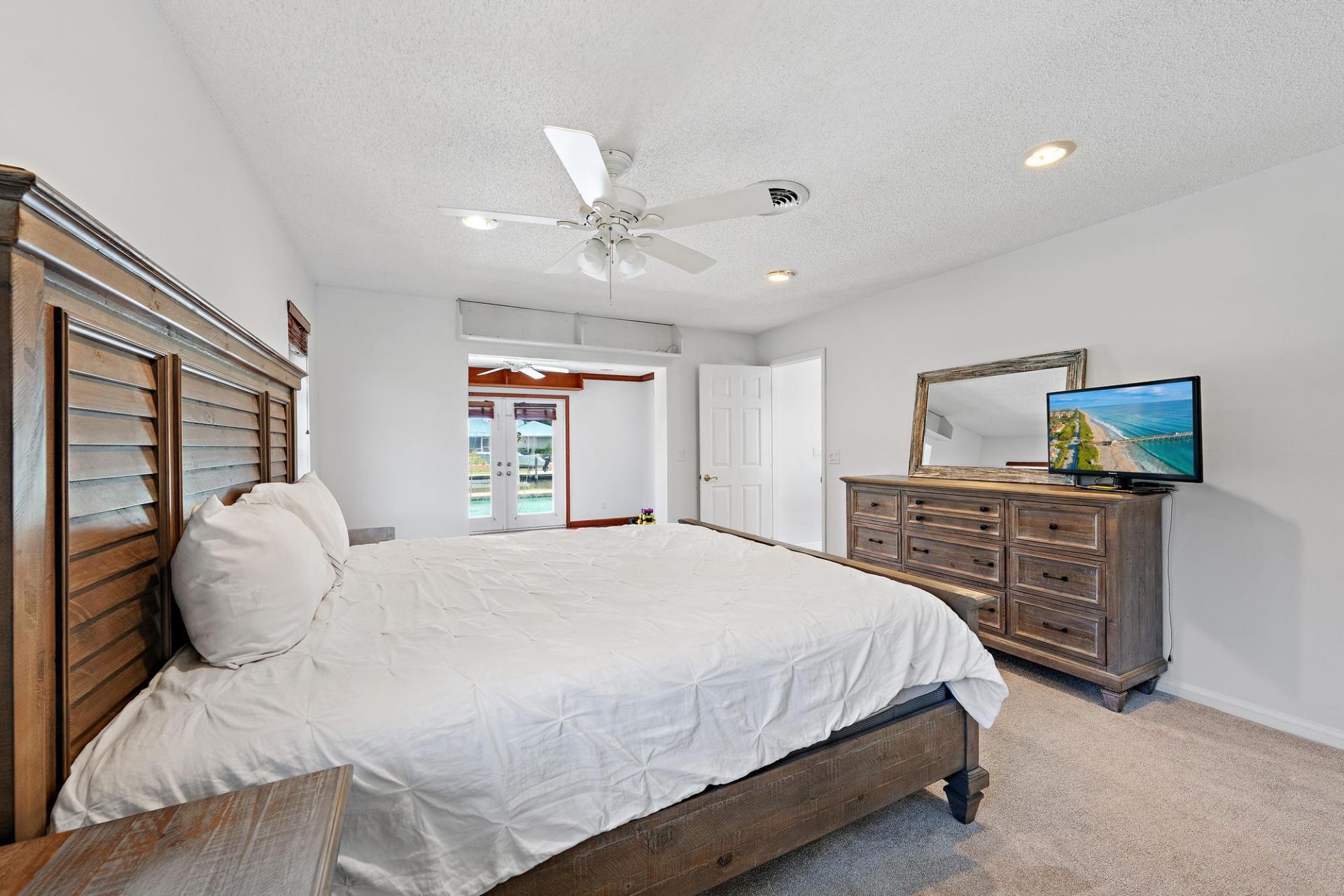 8422 SE Royal Street, Hobe Sound, FL 33455 Photo