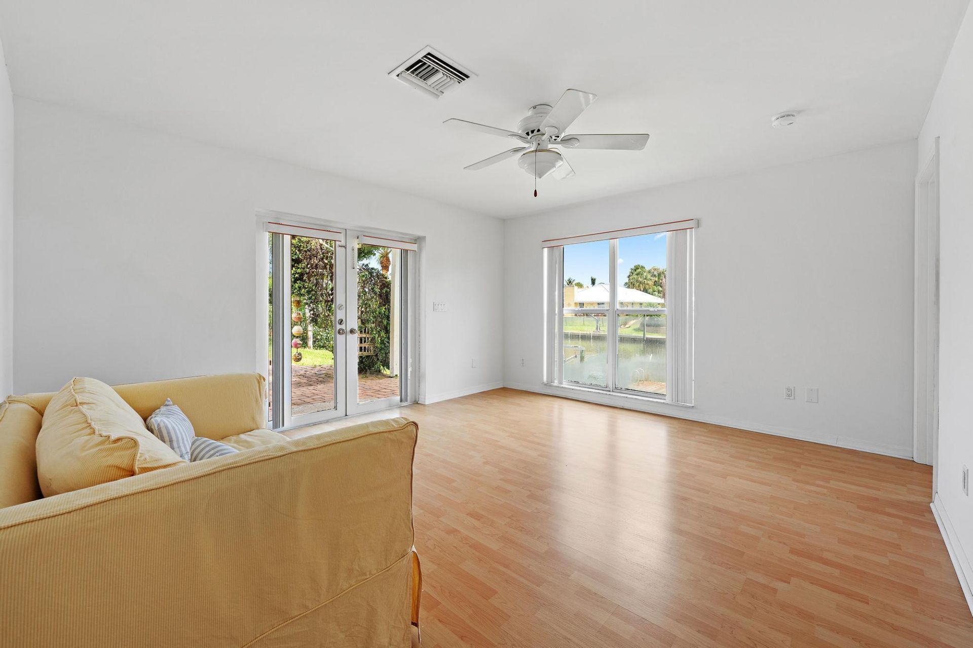 8422 SE Royal Street, Hobe Sound, FL 33455 Photo