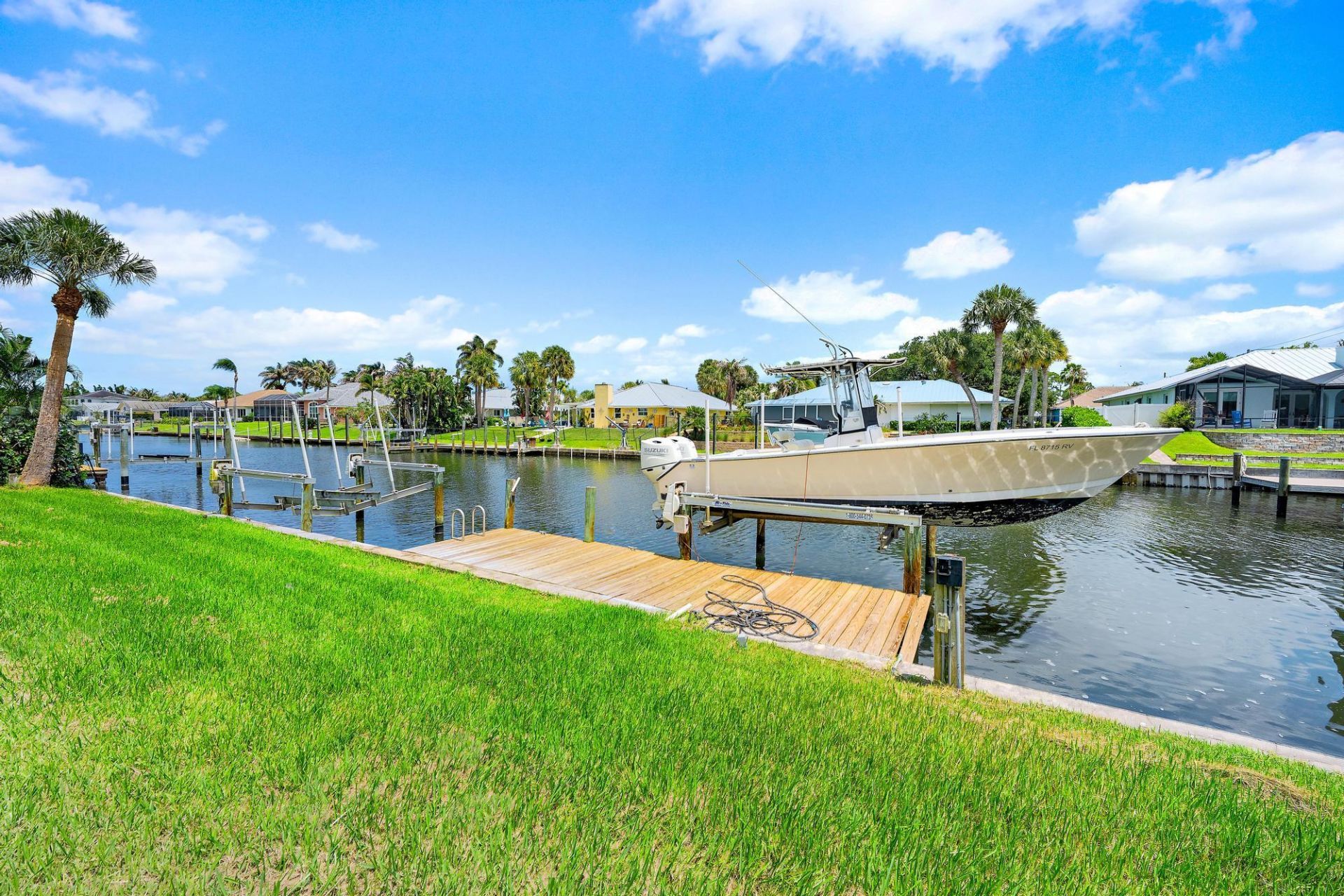 8422 SE Royal Street, Hobe Sound, FL 33455 Photo