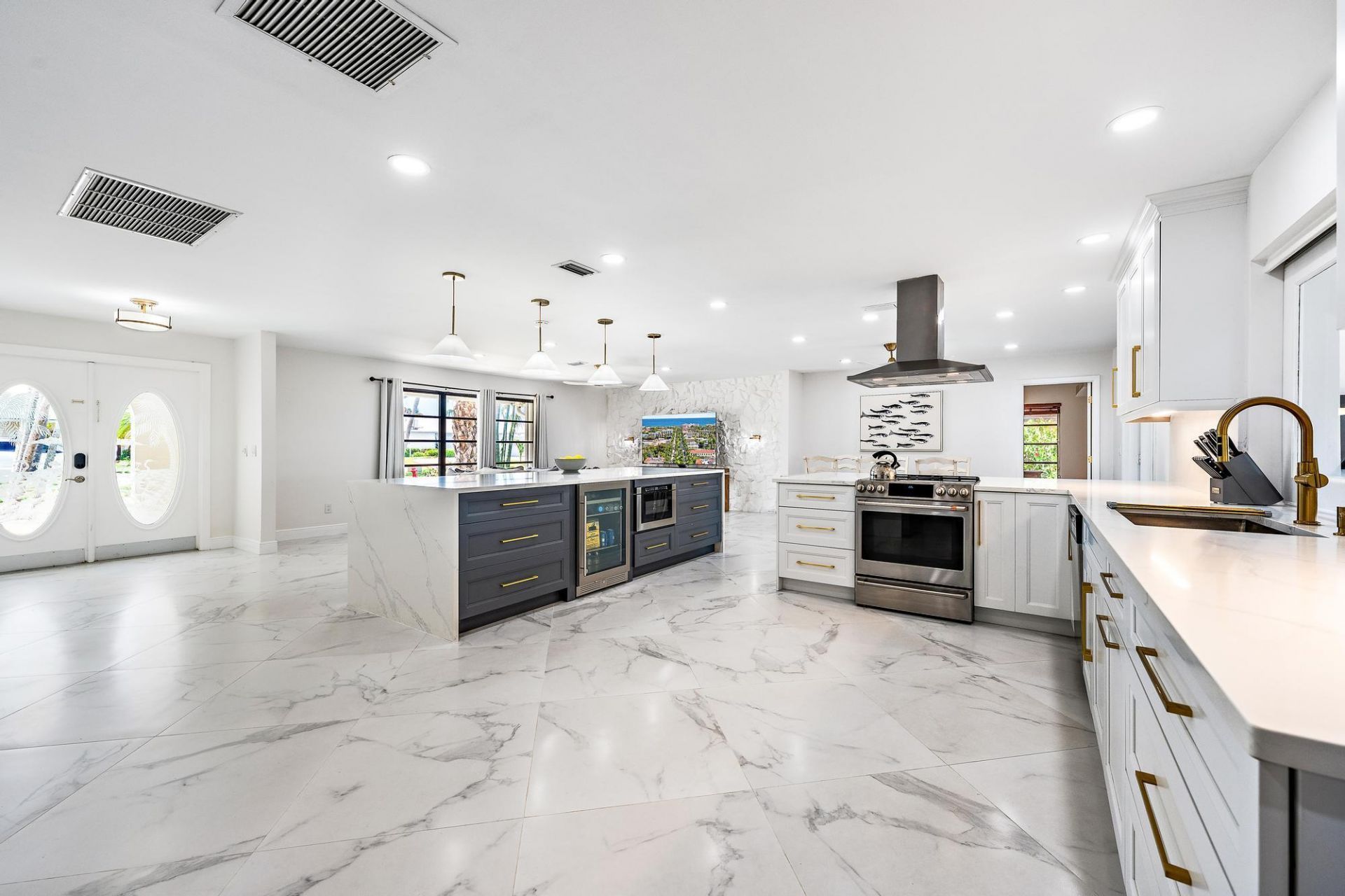 8422 SE Royal Street, Hobe Sound, FL 33455 Photo