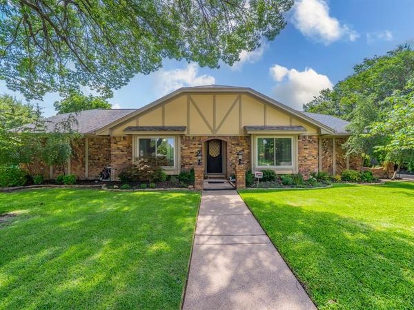 7005 Briarwild Court, Fort Worth, TX 76133