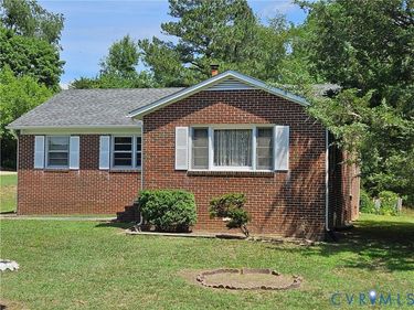 147 Chase Street , Bowling Green, VA 22427