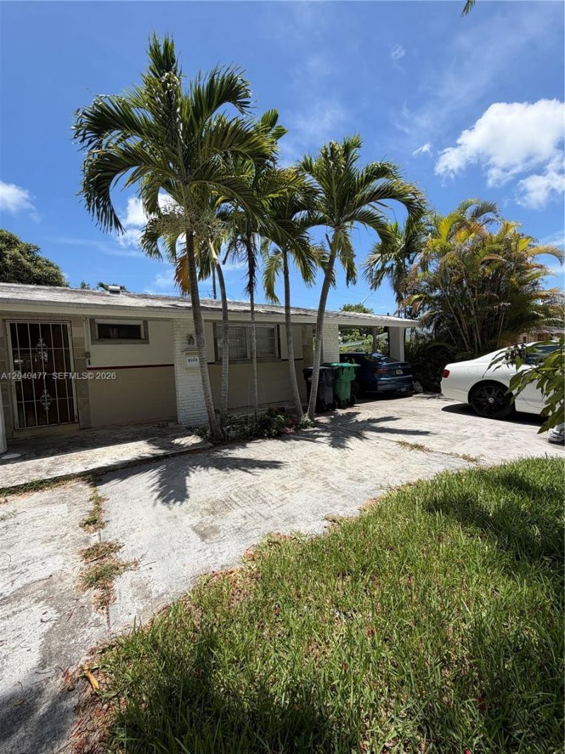 9110 SW 44th St , Miami, FL 33165 Photo