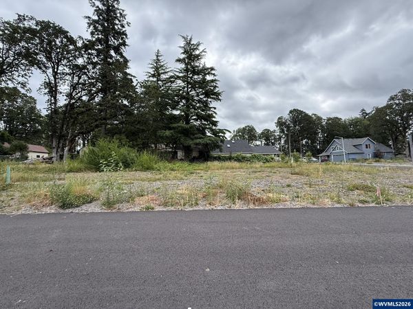 3113 SE Merlot Rd, Milwaukie, OR 97267