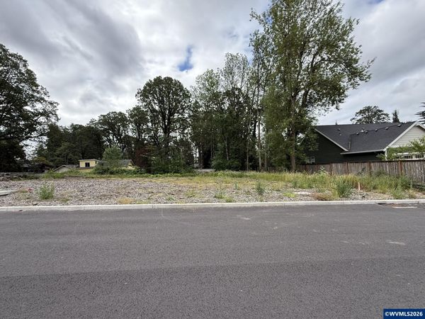 3117 SE Merlot Rd, Milwaukie, OR 97267