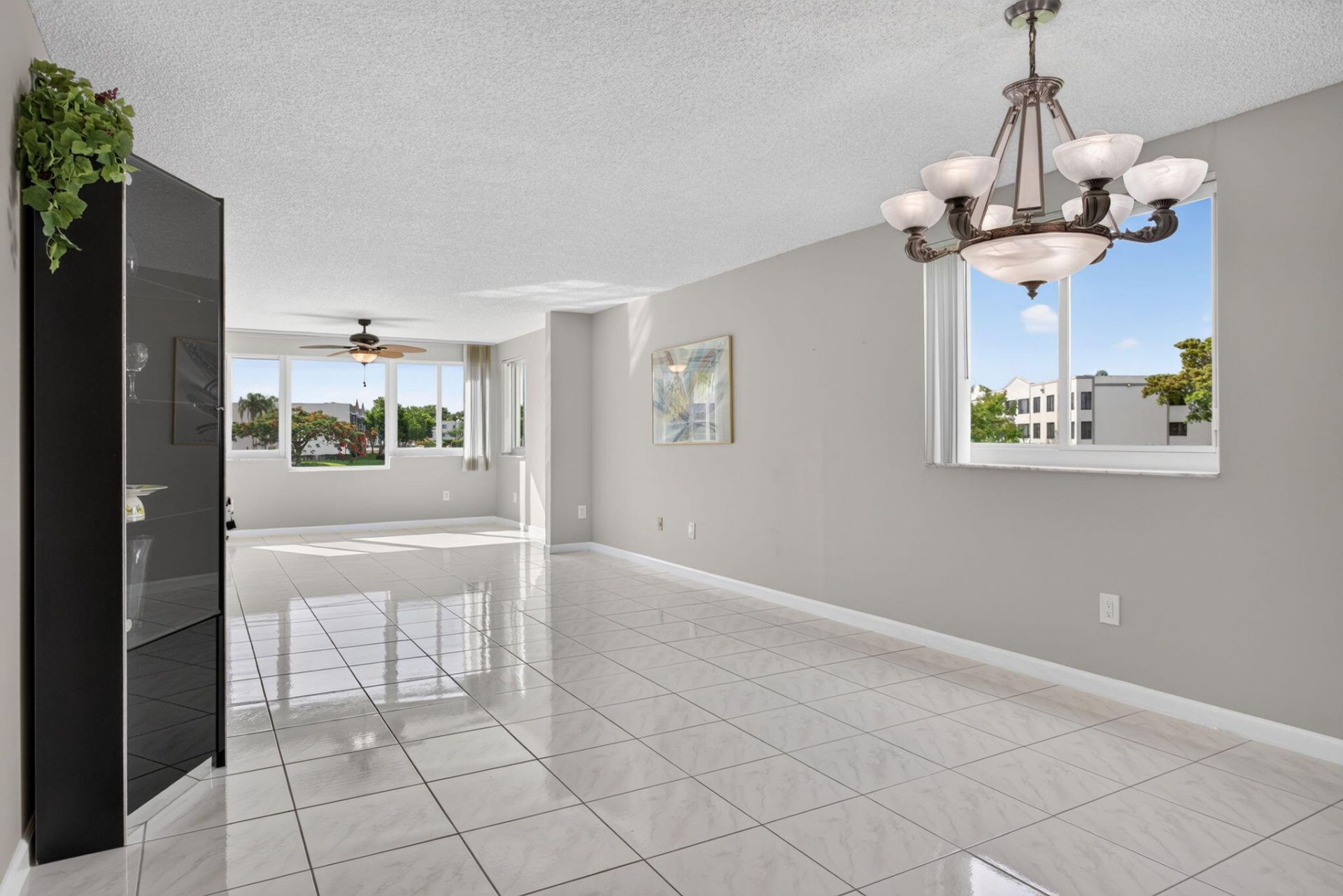 7216 S Devon Drive, Unit 212, Tamarac, FL 33321 Photo