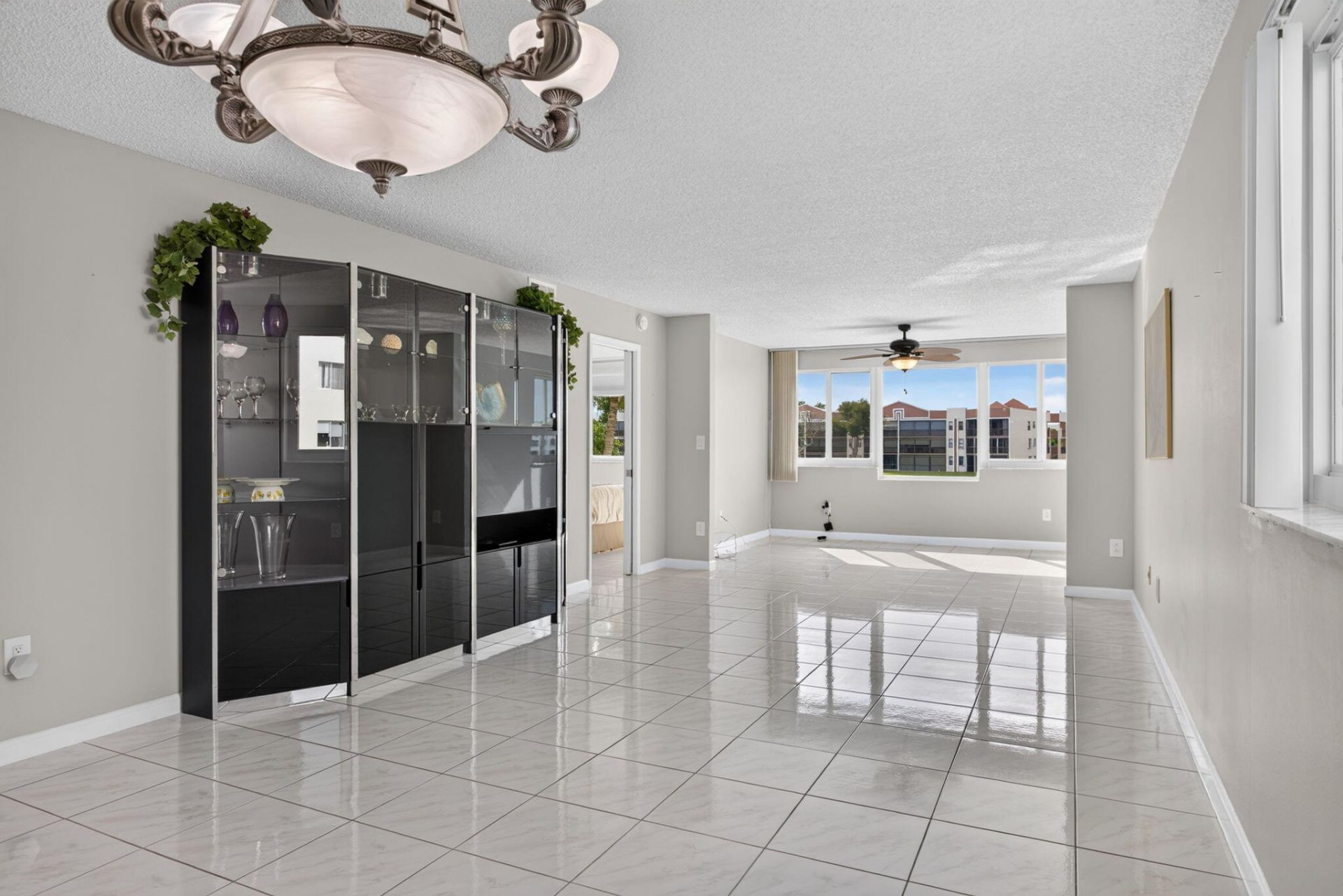 7216 S Devon Drive, Unit 212, Tamarac, FL 33321 Photo
