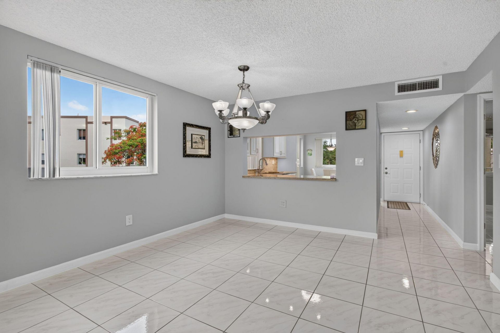 7216 S Devon Drive, Unit 212, Tamarac, FL 33321 Photo