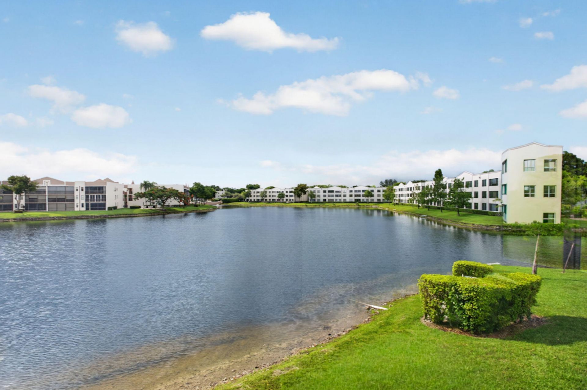 7216 S Devon Drive, Unit 212, Tamarac, FL 33321 Photo