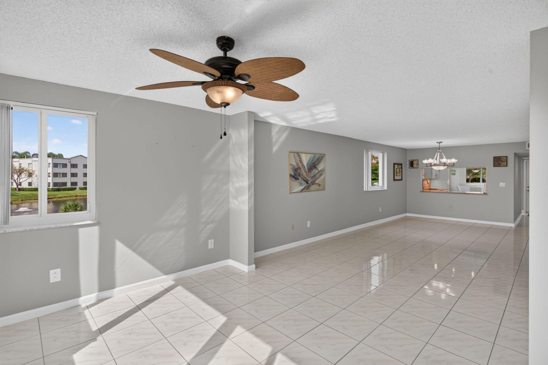 7216 S Devon Drive, Unit 212, Tamarac, FL 33321 Photo
