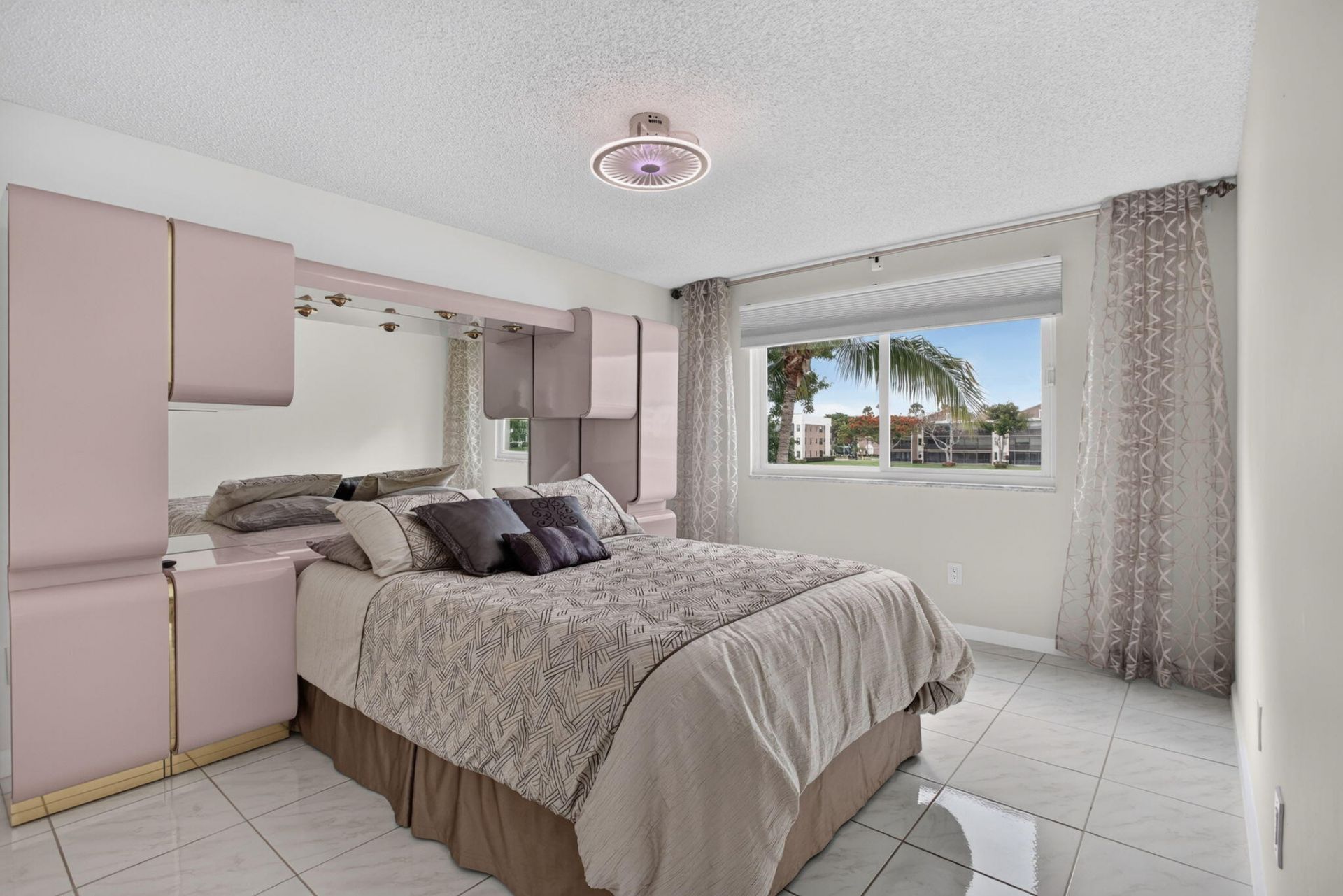 7216 S Devon Drive, Unit 212, Tamarac, FL 33321 Photo