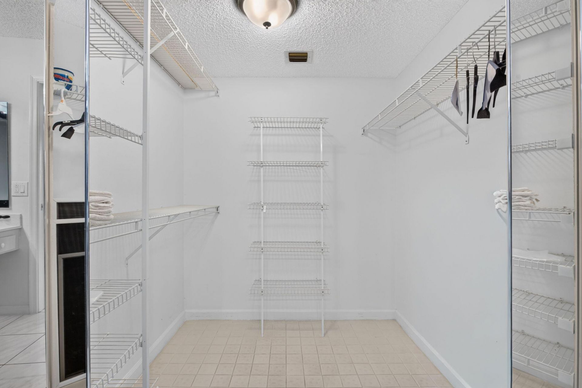 7216 S Devon Drive, Unit 212, Tamarac, FL 33321 Photo