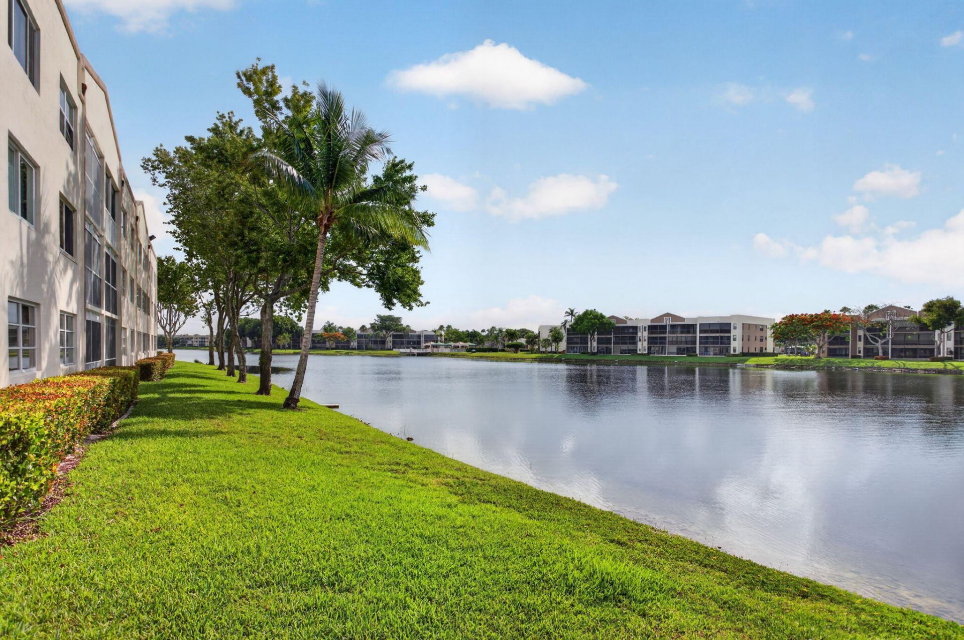 7216 S Devon Drive, Unit 212, Tamarac, FL 33321 Photo