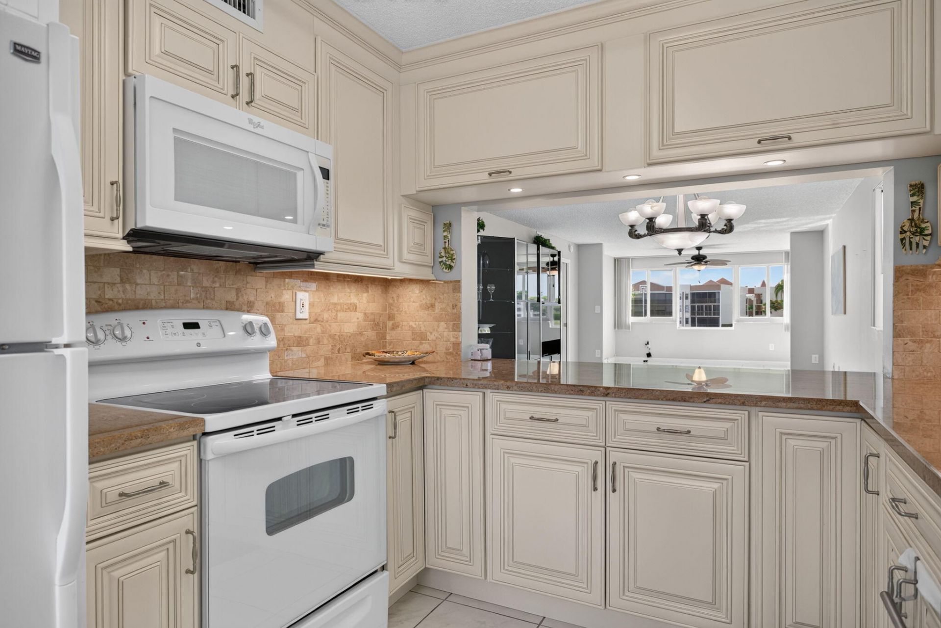 7216 S Devon Drive, Unit 212, Tamarac, FL 33321 Photo