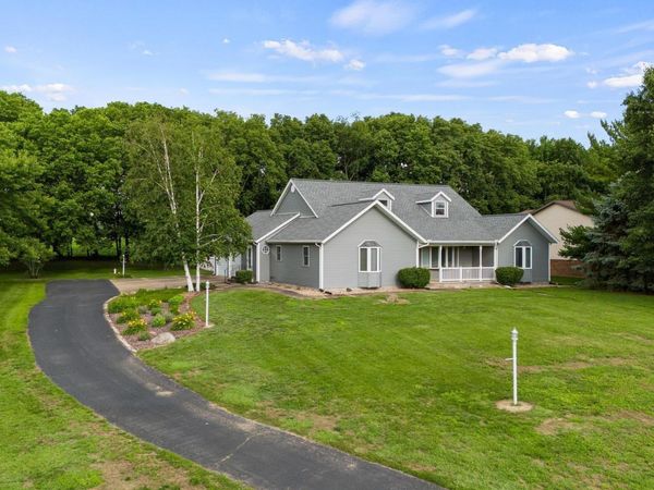1196 W CAROLYN Court, East Peoria, IL 61611