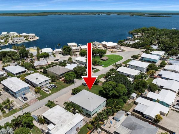 417 3RD STREET , KEY LARGO, FL 33037