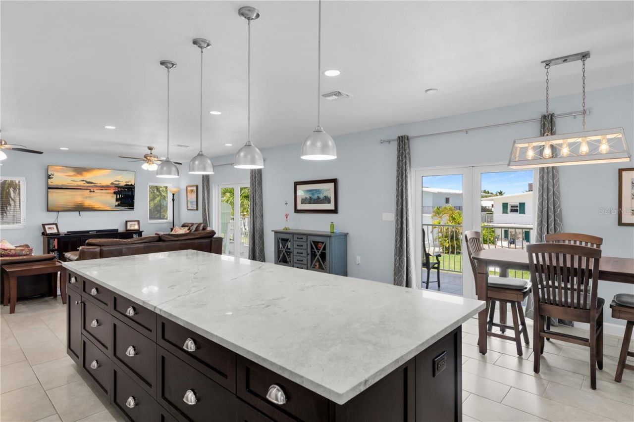 417 3rd Street , Key Largo, FL 33037 Photo