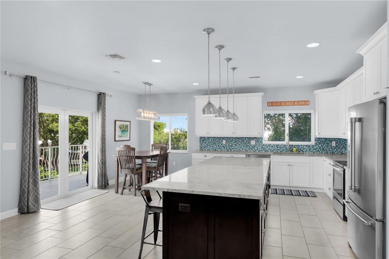 417 3rd Street , Key Largo, FL 33037 Photo