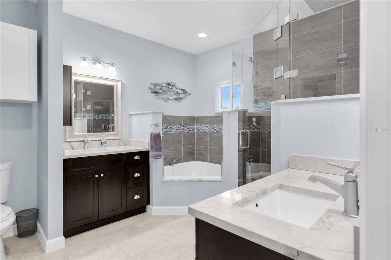 417 3rd Street , Key Largo, FL 33037 Photo