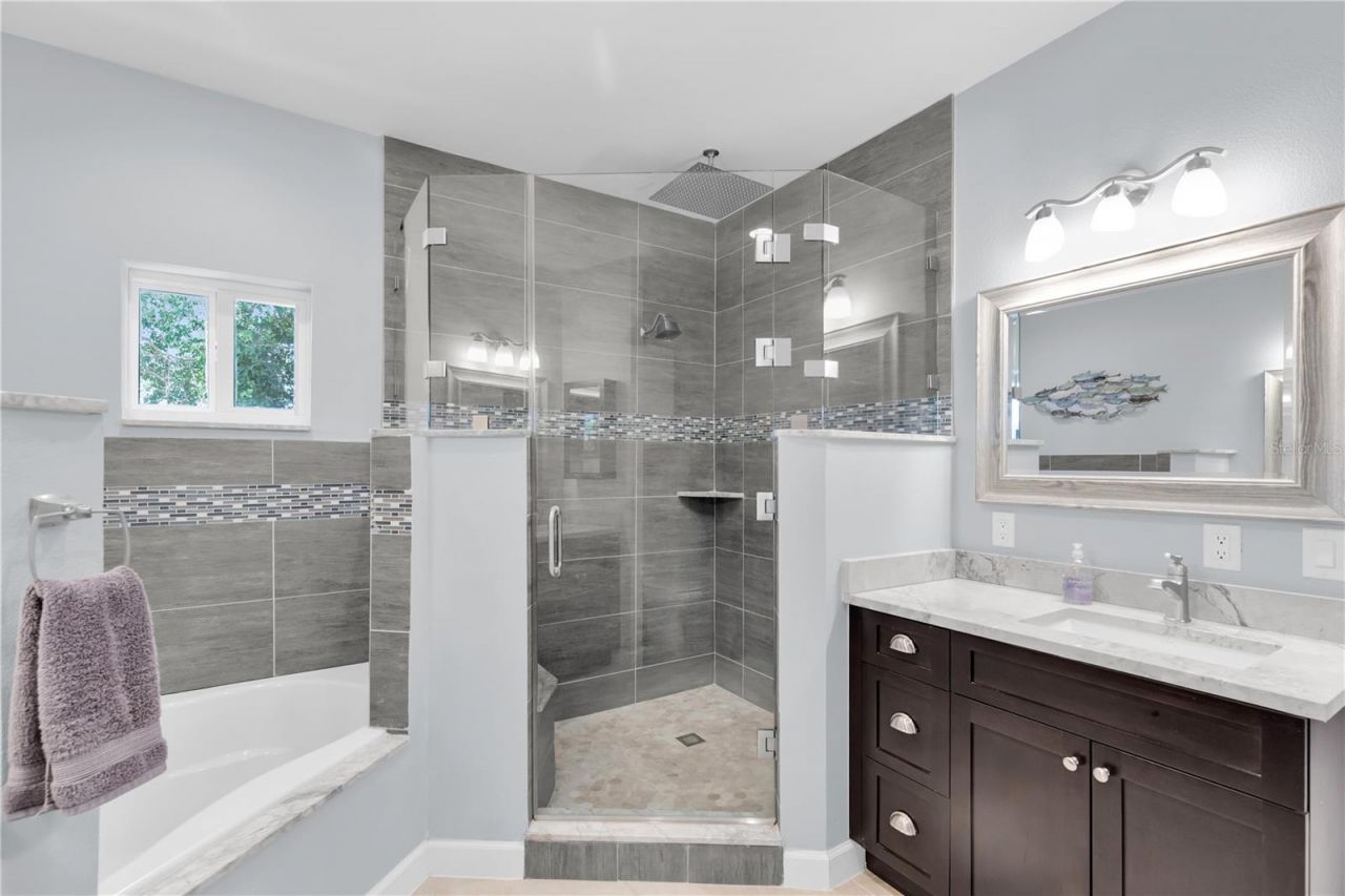 417 3rd Street , Key Largo, FL 33037 Photo