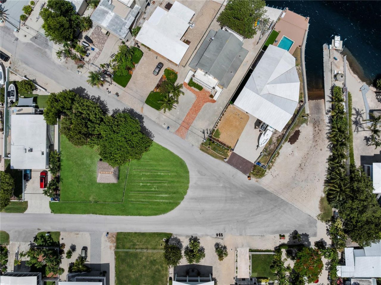 417 3rd Street , Key Largo, FL 33037 Photo
