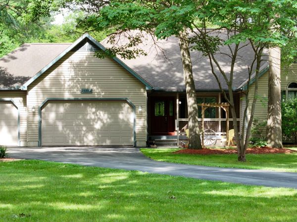 23568 Bohn Road, Belleville, MI 48111