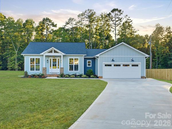 1133 White Jenkins Road , Bessemer City, NC 28016