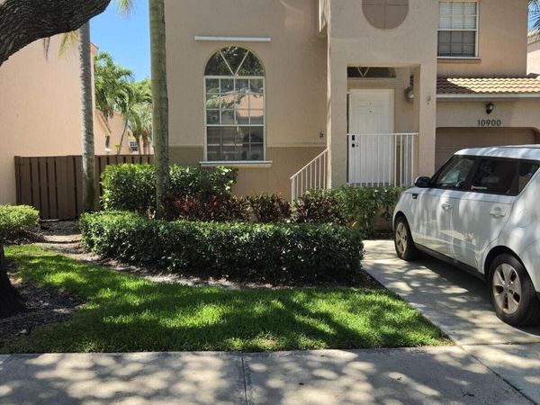 10900 NW 12th Drive, Plantation, FL 33322