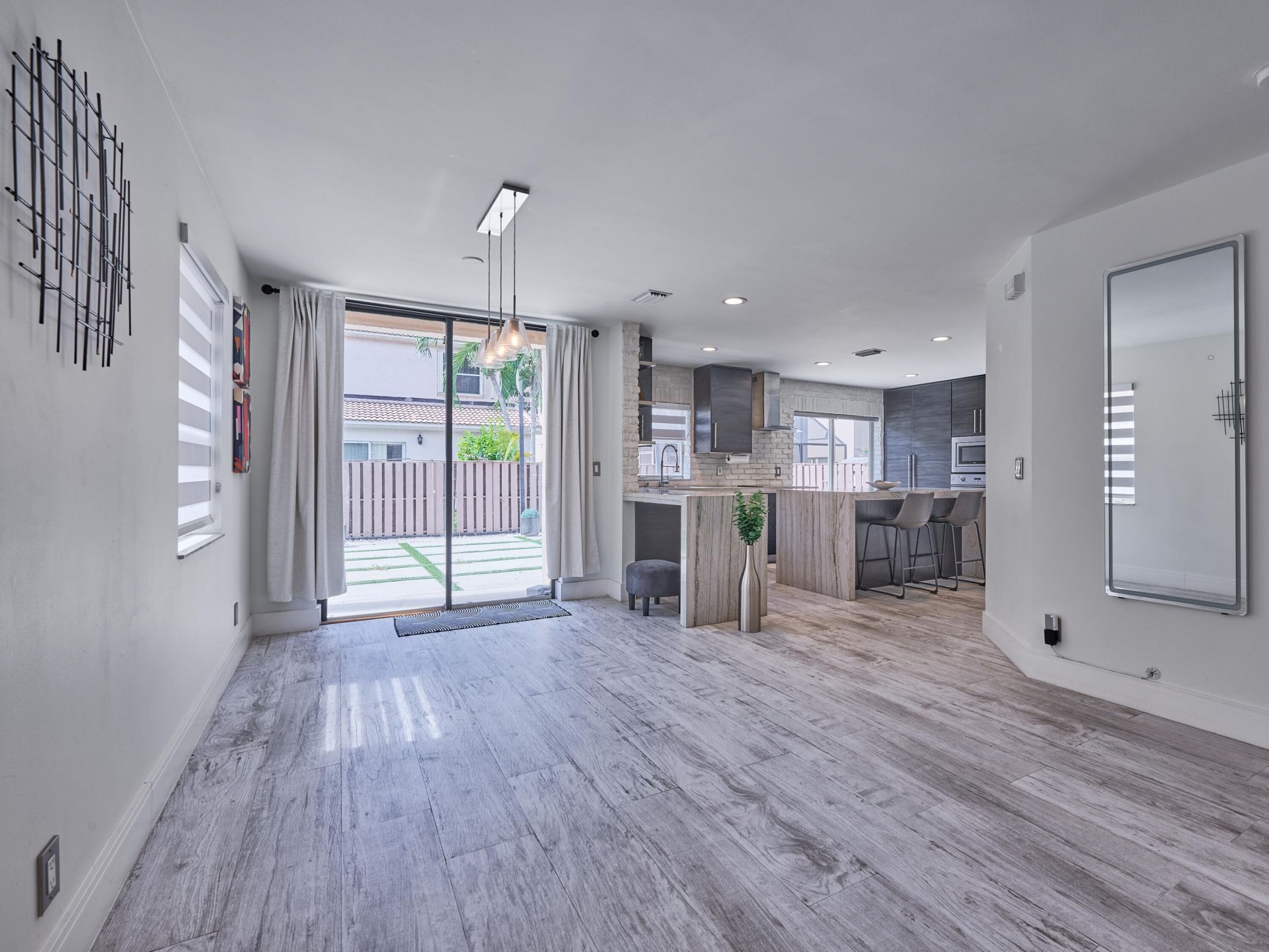 10900 NW 12th Drive, Plantation, FL 33322 Photo