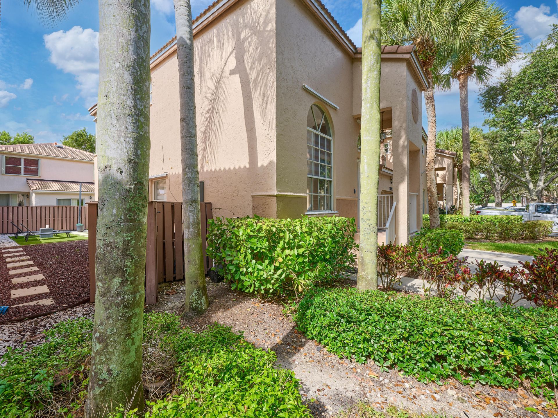 10900 NW 12th Drive, Plantation, FL 33322 Photo