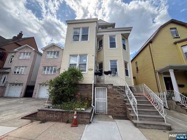 308 Davis Avenue APT1, HARRISON, NJ 07029