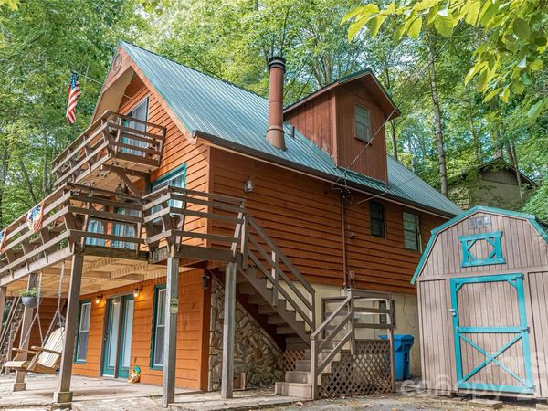 330 Riddle Cove Road , Maggie Valley, NC 28751