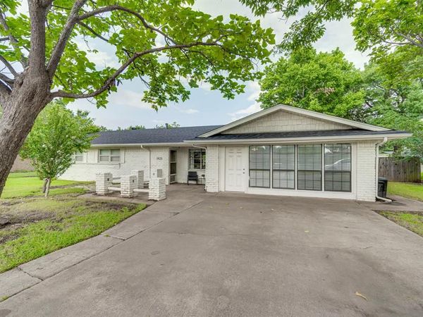 1425 Ridgecrest Drive, Midlothian, TX 76065