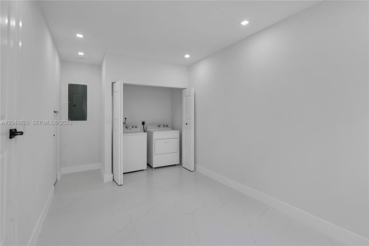 337 W 28th St , Miami Beach, FL 33140 Photo